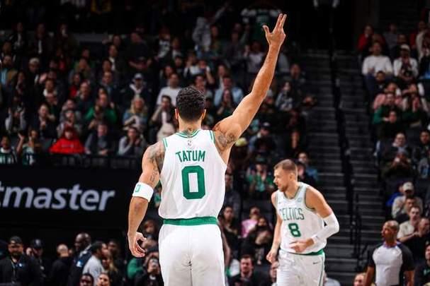 塔图姆迎来二十赛季出色发挥,G2观众热烈欢呼!的简单介绍 塔图姆迎来二十赛季出色发挥,G2观众热烈欢呼!的简单介绍