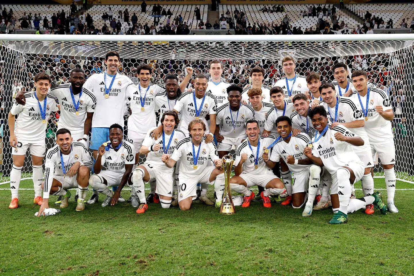 冲刺阶段世俱杯焦点战,费耶诺德完成遗憾出局,震撼外界,更衣室氛围转暖(西路军惨败真实原因) 冲刺阶段世俱杯焦点战,费耶诺德完成遗憾出局,震撼外界,更衣室氛围转暖(西路军惨败真实原因)