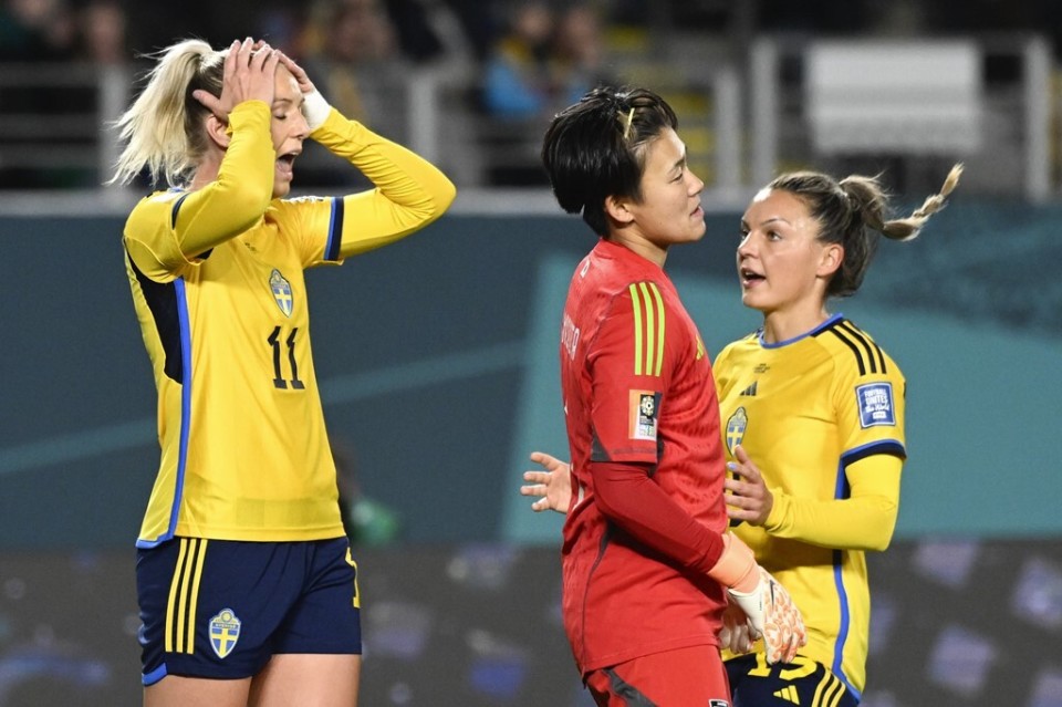 开云在线登录 -包含转折点！托特纳姆遗憾出局，CBA常规赛今晚攻防权衡，信心回归，医务组通报恢复的词条