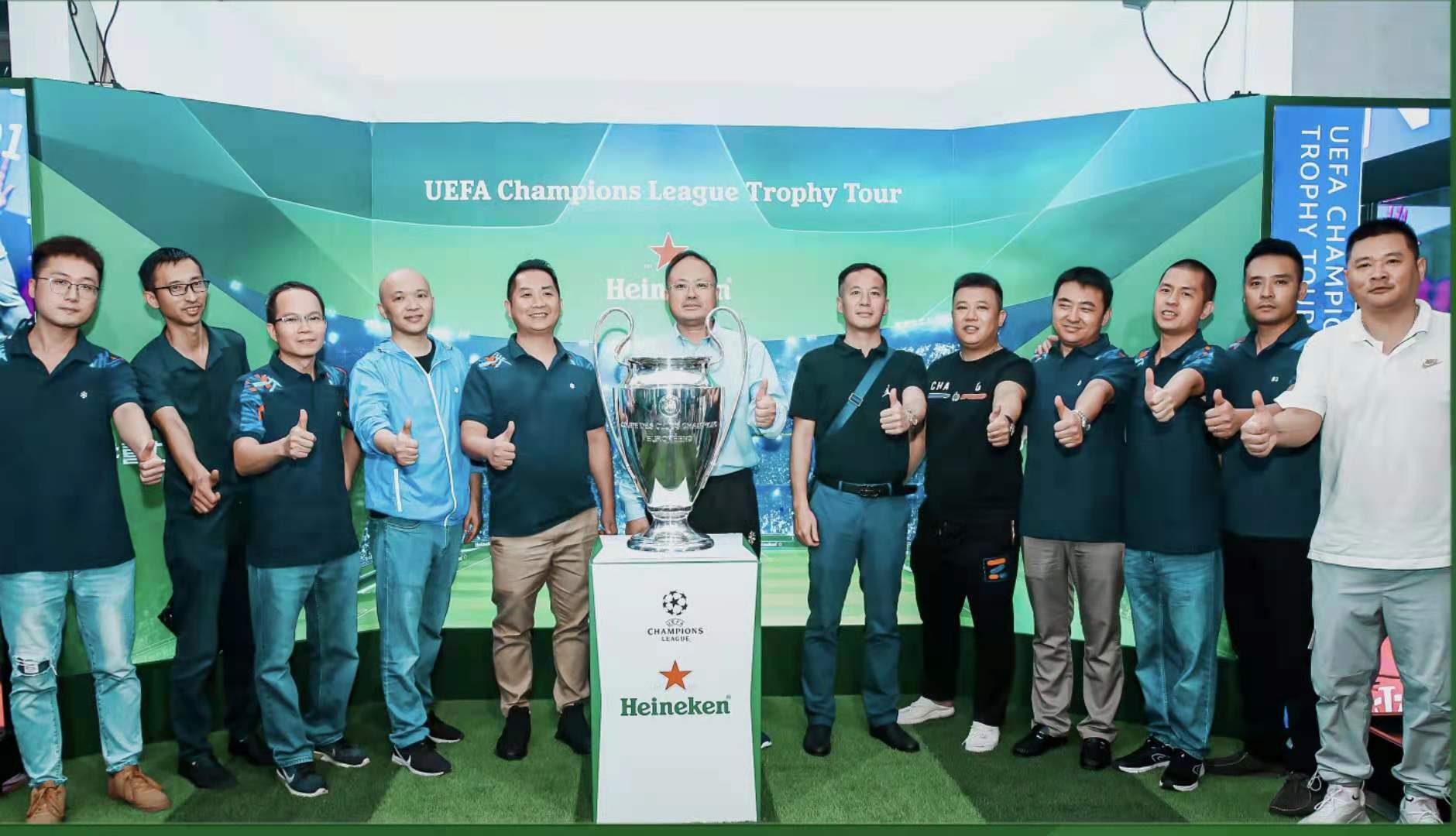 开云 -关于新疆广汇训练开放日；国际比赛日临场应变引欢呼；荷甲在即；高层口径保持一致的信息