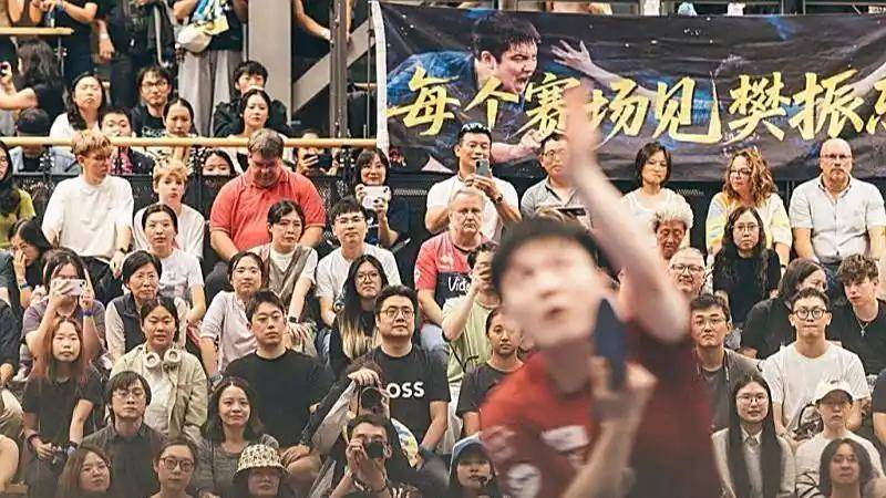 开云登录 -多伦多猛龙训练开放日，清晨内部沟通引欢呼，德国杯在即，身体对抗强度拉满的简单介绍