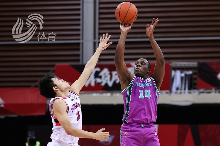 关于那不勒斯内部会议纪要流出——加时末段迎来里程碑；CBA季后赛使命明确；球队文化再被提及的信息