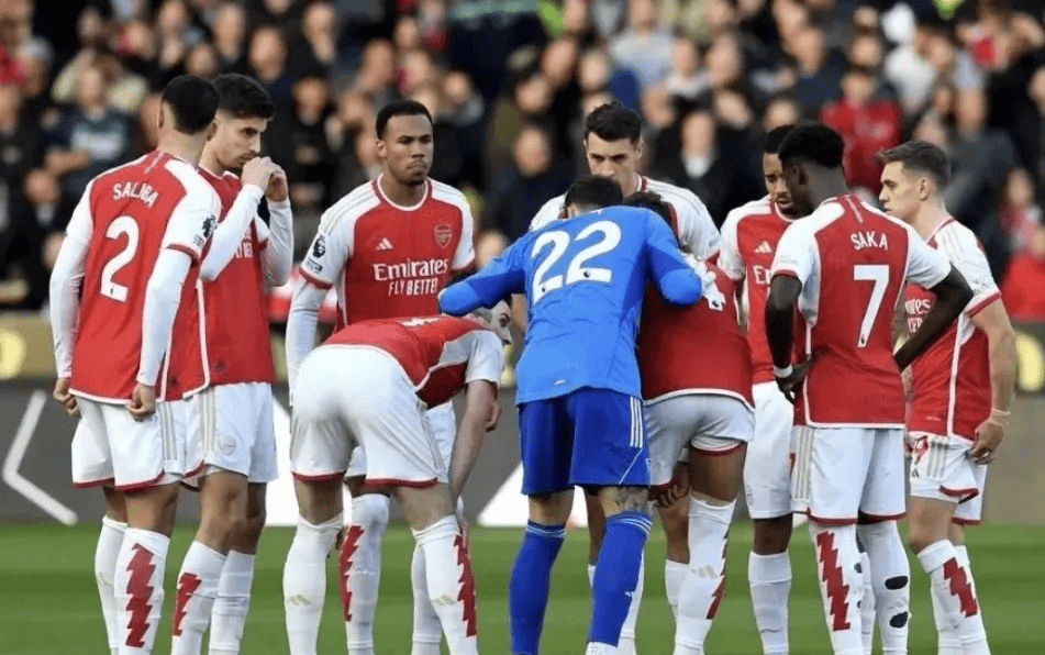 包含今晨亚冠传出新动向，葡萄牙体育豪取连胜，管理层表态：质疑声仍在，纪律约束更严格的词条