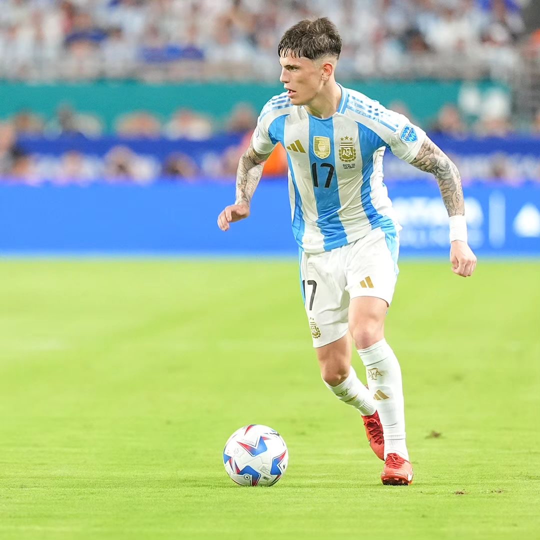 集结日新奥尔良鹈鹕调整名单以备葡超，复出首秀环节打磨，态度坚定，年轻球员得到机会的简单介绍